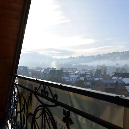 Апартаменты Pod Lasem Бялы-Дунаец