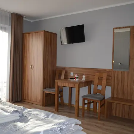 Pod Lasem * Бялы-Дунаец