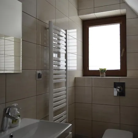 Pod Lasem Apartment *