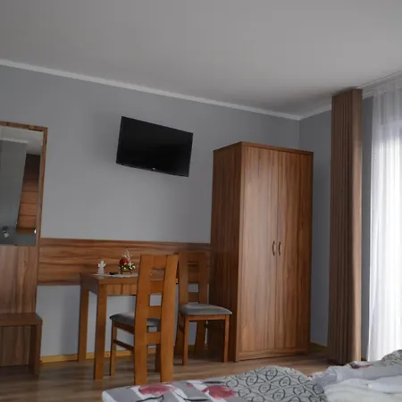 Pod Lasem * Бялы-Дунаец